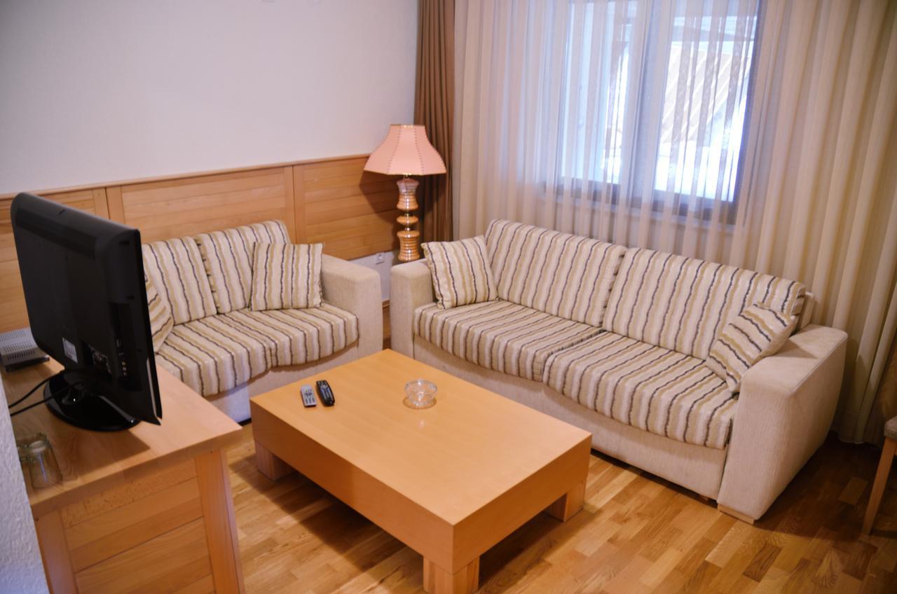Hotel Borici Sjenica Buitenkant foto